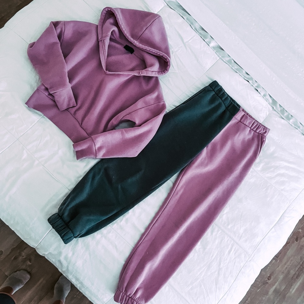 Two-toned sweat set